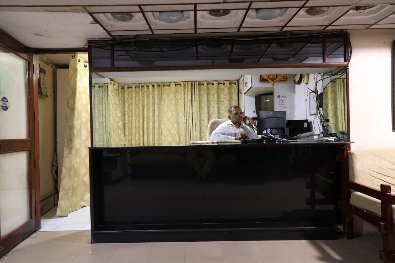 Spot On 39820 Shree Vaibhav Saver Hotel Nagpur Exterior foto